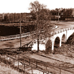 Мост через ров. Фото 1970-х гг. из паспорта памятника истории и культуры